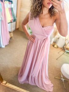 Robe cocktail rose poudré