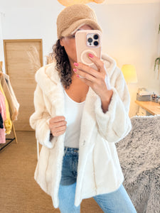 Manteau doudou avec capuche