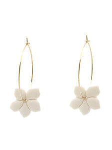 Boucles d'Oreilles Créoles Fleurs Blanches