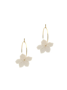 Boucles d'Oreilles Créoles Fleurs Blanches