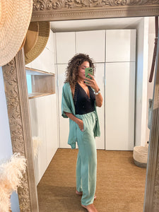 Ensemble kimono et pantalon large vert d’eau