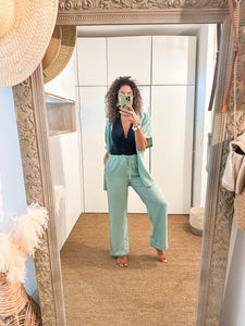 Ensemble kimono et pantalon large vert d’eau