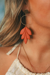 Boucles d'Oreilles Feuille Terre Rouge